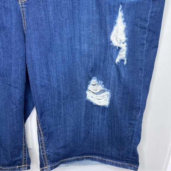 Melissa McCarthy Distressed Bermuda Shorts Size 28 - Picture 5 of 12
